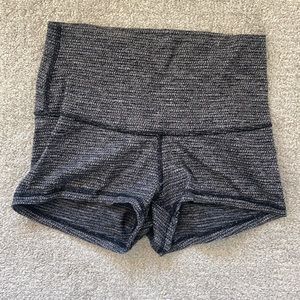 Lulu lemon herringbone booty shorts